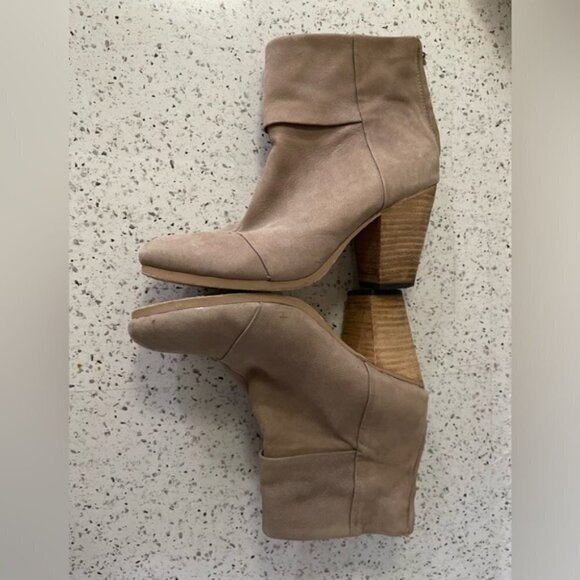 Rag & Bone Classic Newbury Bootie in brown Suede US 8./ EU 38 - Picture 8 of 11